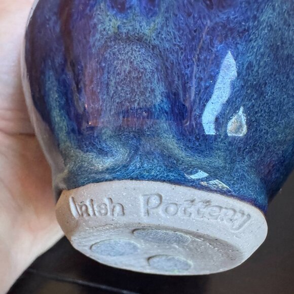 Irish Pottery Swirls Bud Flower Vase - Picture 8 of 9